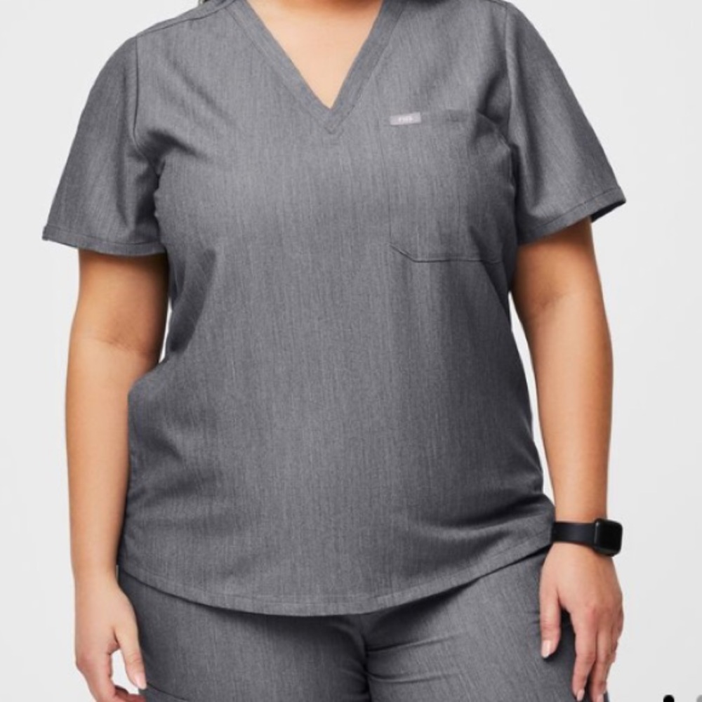 Figs One Pocket Scrub Top